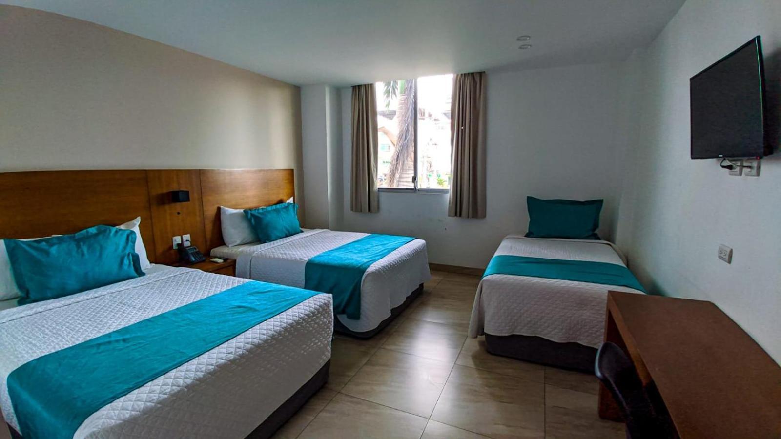 Aquamarina Hotel มันตา ภายนอก รูปภาพ