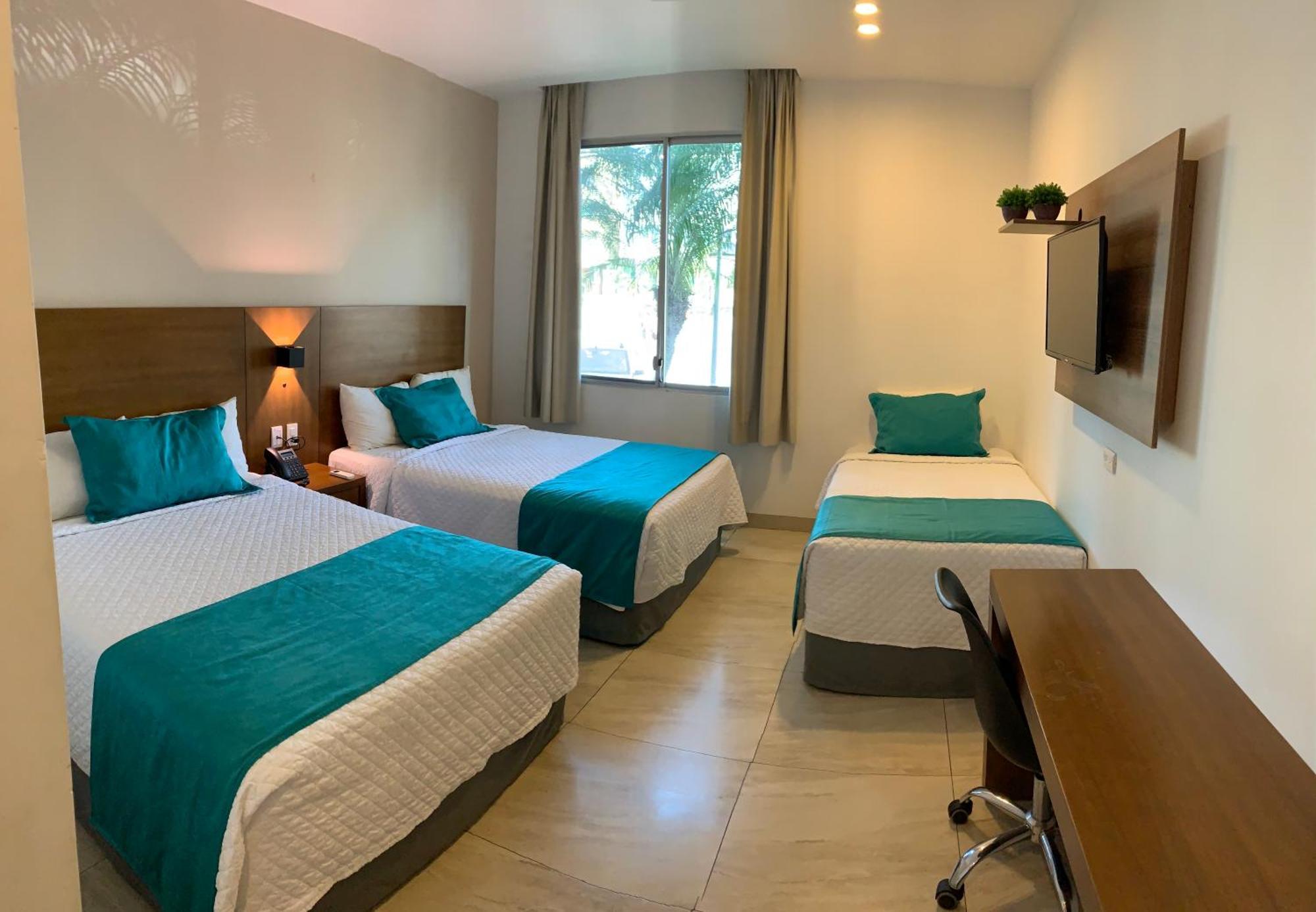 Aquamarina Hotel มันตา ภายนอก รูปภาพ